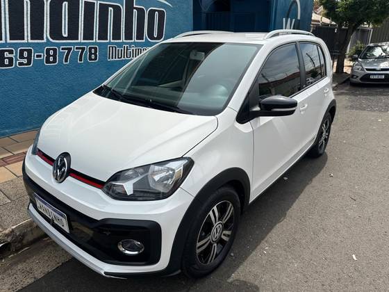 VOLKSWAGEN UP 1.0 170 TSI TOTAL FLEX XTREME 4P MANUAL